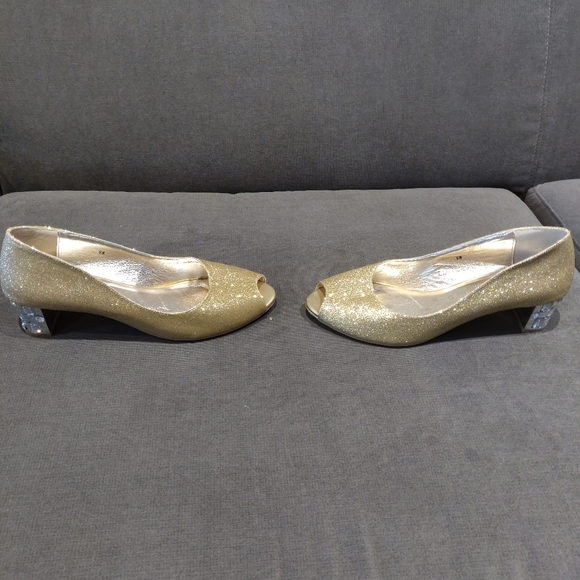 Gold Sparkling Open Toe Embellished Heels - Picture 7 of 7